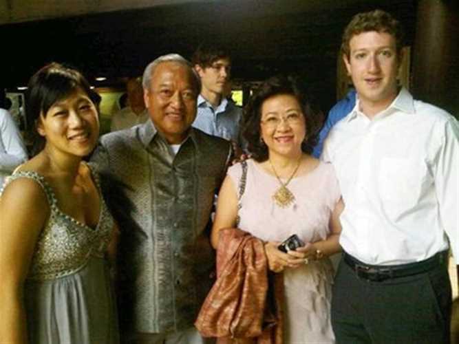 Priscilla Chan - Ten Facts about Mark Zuckerberg's wife (bio, Wiki)